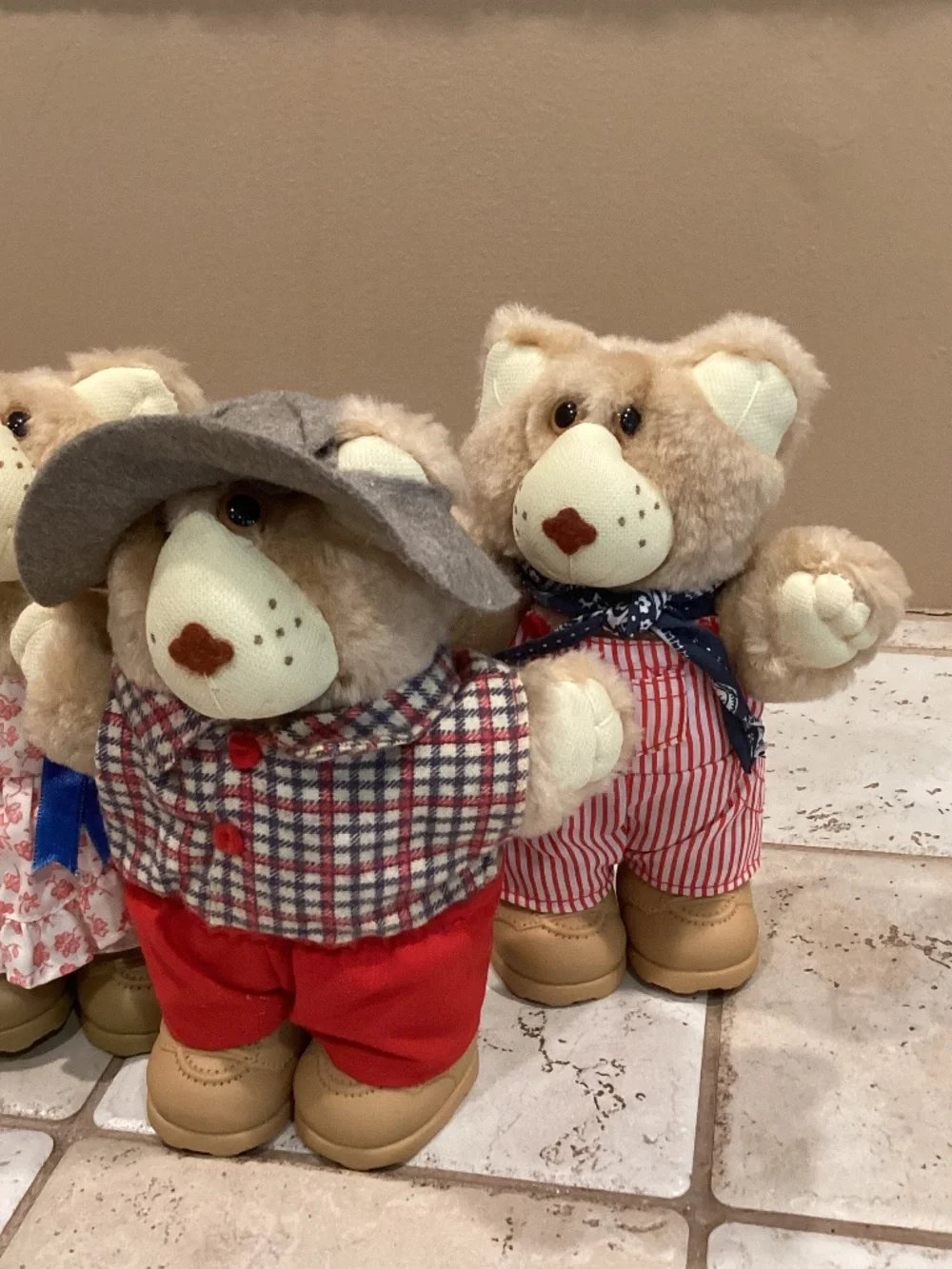 Set of 4 Vintage Wendy’s Original Furskins Collectible Teddy Bears/Plush 1986